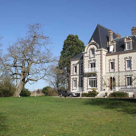 Chateau De La Folie Trie-Château Exterior foto